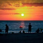 615 - Sunset Chateau