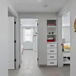 Castaway Cottage
