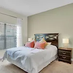 8959 California Palm