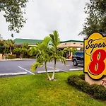 Super 8 By Wyndham North Palm Beach
