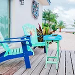Seascape Resort & Marina