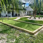 Tropic Isle At Anna Maria Island Inn