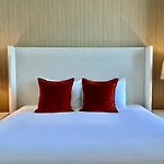 Direct Oceanfront Condo - Hyde Resort