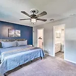 Deltona Home With Saltwater Pool And Sunroom!