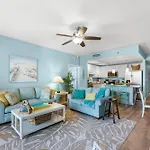 Sapphire Sea At Laketown Wharf #1122 By Nautical Properties Vacation Rentals