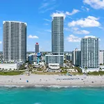 Lyfe Oceanview Resort Luxury 2 Bedroom Unit