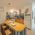 Fantastic Island House 1 Mile To The Beach With Heated Pool
