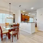 1000 Cinnamon Beach
