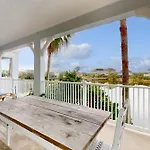 1000 Cinnamon Beach