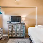 Sunrise Beach Resort III