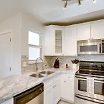 Pet-Friendly Jupiter Townhome, 6 Mi To Beaches!