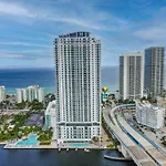 Elegance By The Ocean - 2Bd Hyde House Gem With Luxury Resort Amenities