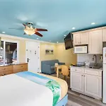 Bayview Plaza Waterfront Resort