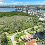 Resort Like Amenities Close To Beach