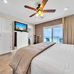 Sunset Sanctuary By Emerald Coast Retreats