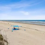 Ocean Lookout 3 - Heated Pool, Beachfront Deck, Stunning Ocean Views