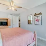 Ketch Courtyard Condo - Oceanview Balcony - Pool - Steps From The Beach
