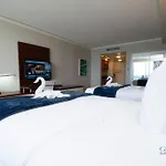 Luxurious Beachfront Studio