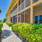 Sunlit Longboat Key Escape With Private Resort Beach
