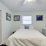 Pet-Friendly Stuart Studio Less Than 3 Mi To Downtown!
