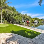 Tortuga Bay