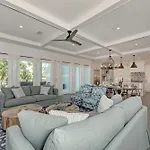 Just Beachy By Beach Retreats