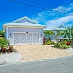 Mermaids Crossing By Beach Retreats