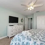 Kicback Cabana By Beach Retreats