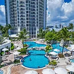 Large Resort Suite In Sunny Isles Beach