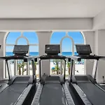 Calypso Resort And Towers E0407
