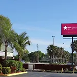 Magnuson Hotel Bradenton