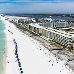 Pelican Isle 611