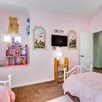 Disney-Themed Villa With Heated Pool, 10 Mi To Parks
