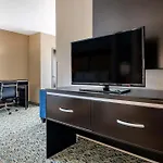 Comfort Suites Fort Lauderdale Airport South & Cruise Port