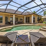 Ocean Drive Sw Cape - Waterfront Private Home Locally Owned & Managed, Fair & Honest Pricing