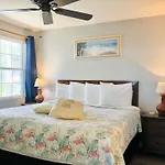 Davis House Inn