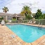 Best Western Edgewater Inn