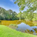 Fernandina Beach Condo With Pool And Path To Beach!