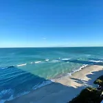 Radisson Suite Hotel Oceanfront