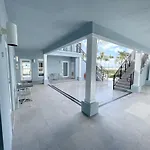 Shore View Hotel