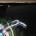 Sunshine Oasis - Orlando Lakefront Luxury