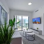 Condo With Amazing Views In The Heart Of Brickell