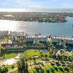 St Pete Isla Bahia Vista 8-210 Bay View