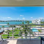 Isla Del Sol Top Floor Bahia Vista 541