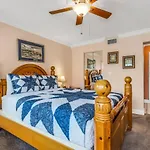 New Listing Ground Floor Vista Verde East Pond