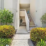 Vista Verde West 1 207 2Bd 2Ba