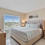 New Listing Bahia Vista 8 411 2Bd 2Ba