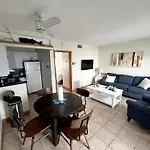 Shore View Hotel