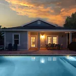Stunning 4Br 3Ba Cottage Pool 5 Min To Beach