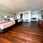 Bayfront Inn